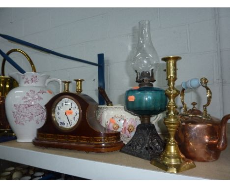 VARIOUS SUNDRIES, to include mantel clock, oil lamp, brass and copper etc