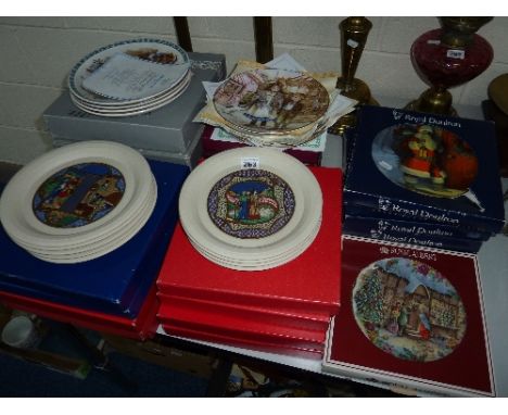 VARIOUS BOXES OF CHRISTMAS PLATES,  to include nine Hornsea 1979 to 1987, six Royal Worcester 1987 - 92, five Royal Doulton S