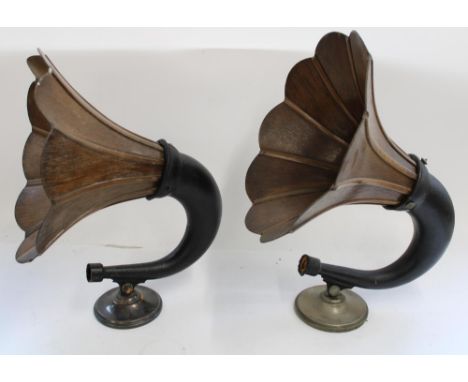 c1920s pair of walnut and japanned metal gramophone/phonograph speaker horns, approx H51cm 