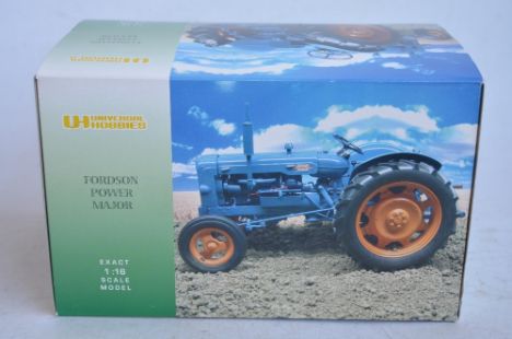 Universal Hobbies highly detailed diecast metal and plastic 1/16 scale Fordson Power Major tractor model. The exhaust has sna