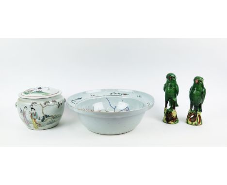 A 20TH CENTURY CHINESE FAMILLE VERTE BASIN, jar with lid and two sancai glazed parrots. (4)