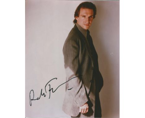 Actor Ralph Fiennes signed 10x8 colour photo. Ralph Nathaniel Twistleton-Wykeham-Fiennes is an English actor, film producer, 