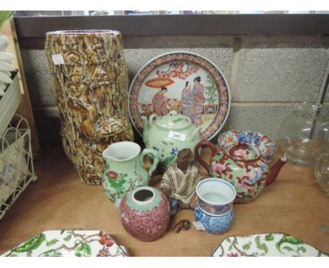 A selection of vintage Chinese Japanese and oriental design ceramic including nodding head figure etc