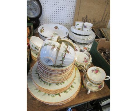 A Royal Worcester Florence pattern set of cups, soup bowls, saucers plates, together with some Royal Worcester Evesham patter