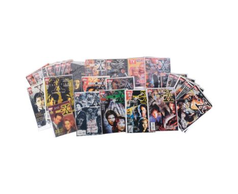 TOPPS COMICS (1990s) - a large quantity of comics and other ephemera associated with The X-Files, including many volume 1 iss