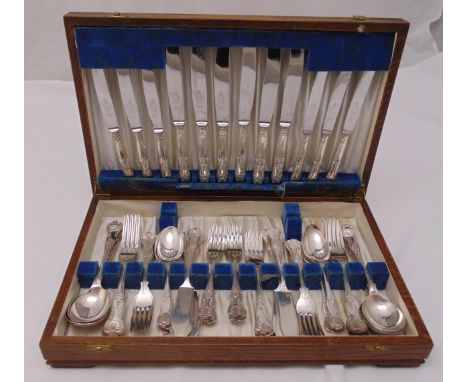 A canteen of Kings pattern silver plated flatware for six place settings