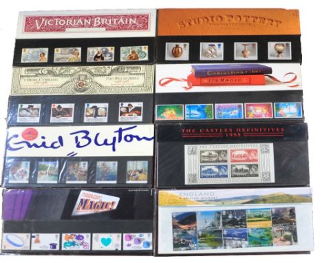 A quantity of first day covers and commemorative stamps.