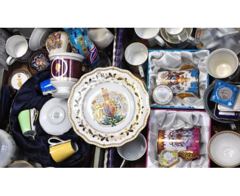 A large quantity of mainly 20th century Royal memorabilia to include mugs, plates, cups and saucers, a boxed Royal Worcester 