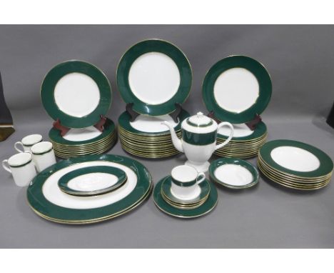 Quantity of Royal Worcester Ventura pattern table wares to include mainly diner plates and medium sized plates, together with