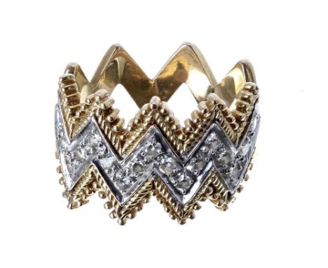 18k diamond set zig-zag design ring, width 13mm, 6.2gm, ring size J/K (345)