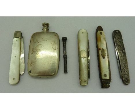 Three mother of pearl fruit knives with silver blades, a silver pen knife, I. Oxley, Liverpool and a plated scent bottle