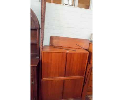 1960's retro teak ladder rack unit with 2 display cabinets beneath each fitted 2 drawers with adjustable peg in shelves over 
