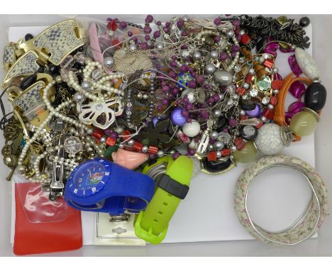 Costume jewellery and wristwatches including Radley bracelet, a Swatch watch, etc., 1.19kg