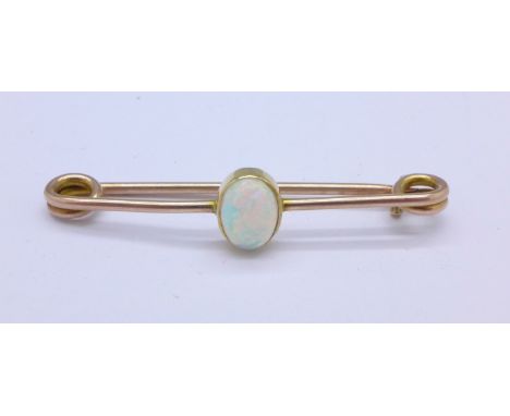 A yellow metal and opal brooch, 1.5g