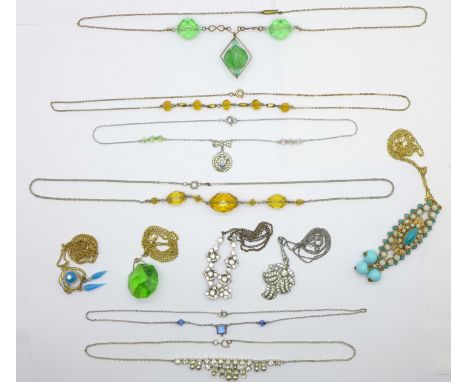 Eleven vintage necklets