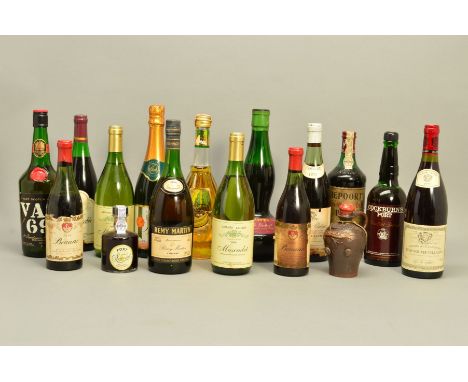 A COLLECTION OF WINE, PORT, SPIRITS AND CIDER, including Remy Martin Cognac, Nierpoort 20 year old Port and Louis Jadot Beauj