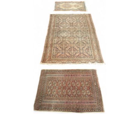 A lot comprising a large multicoloured ground Persian style rug with multicoloured geometric border, 189cm long x 126cm wide,