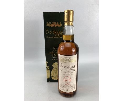 Dallas Dhu SINGLE MALT WHISKY - Distilled at Dallas Dhu Distillery in 1970 and bottled in 2002 by The Vintage Malt Whisky Co.