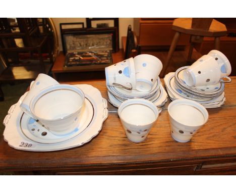Art Deco Victoria C &amp; E Bone China England Tea Set 