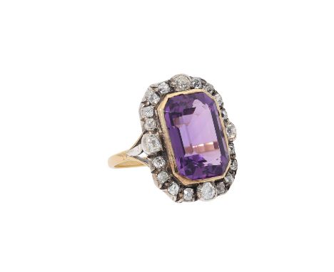 Historismus Ring mit Amethyst und Altschliffdiamanten von zus. ca. 1 ct, ca. WEISS-LGW (H-J)/SI, GG18K+Silber, 8,8 gr, RW: 58