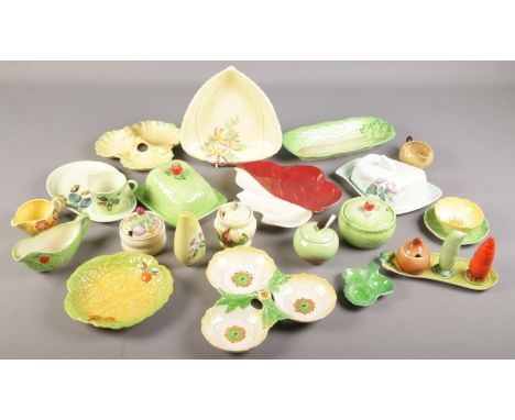 A box of Carltonware and Beswick ceramics. Including leaf plates, preserve pots, cruets, etc.  