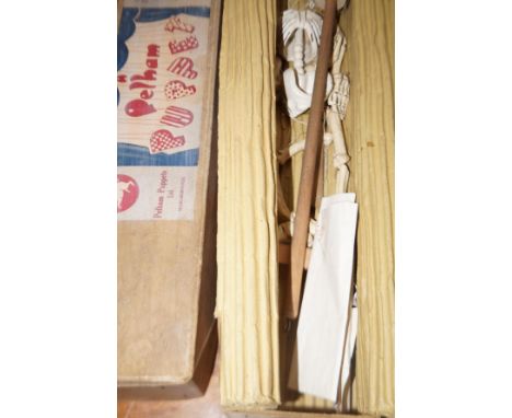 Large Pelham skeleton puppet with instructions &amp; original box 