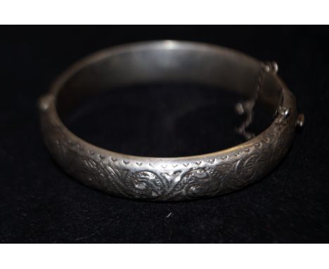Fully hallmarked silver bangle