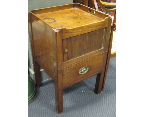 A 19th century mahogany commode with sliding front drawer 76 x 49 x 44cm  