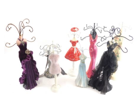 Various tabletop mannequin necklace stands, various dress, 41cm high, etc. (a quantity) 