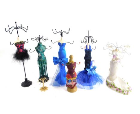Various tabletop mannequin necklace stands, various dress, 41cm high, etc. (a quantity) 