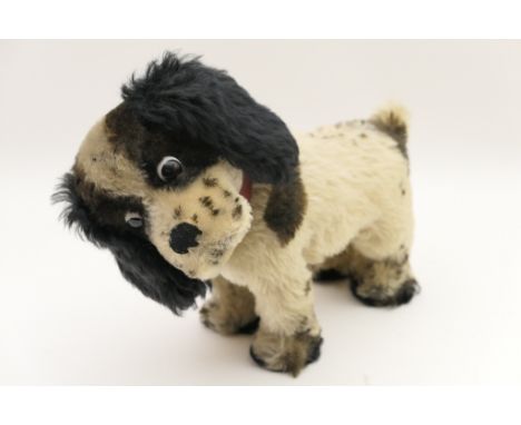 Steiff spaniel 'Cockie', original collar label, 33cm