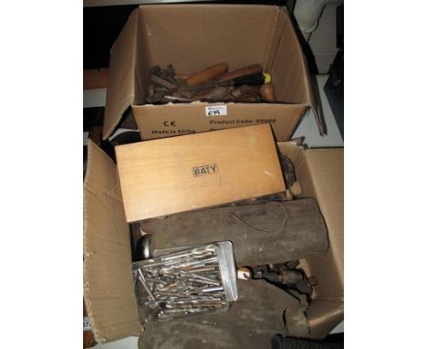 Two boxes to include: vintage tools; vintage carpenter's tools; drill pieces; chisels etc.(B.P. 24% incl. VAT)