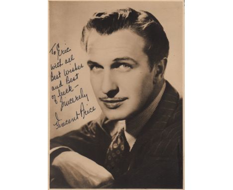  PRICE VINCENT: (1911-1993) American Actor. Vintage signed and inscribed sepia 5 x 7 photograph of Price in a head and should