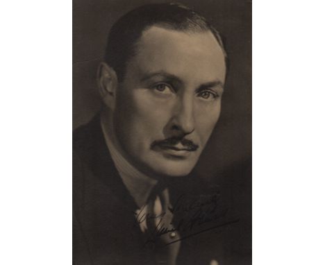 ATWILL LIONEL: (1885-1946) English Actor. Vintage signed 4.5 x 6.5 photograph of Atwill in a head and shoulders pose. Signed 
