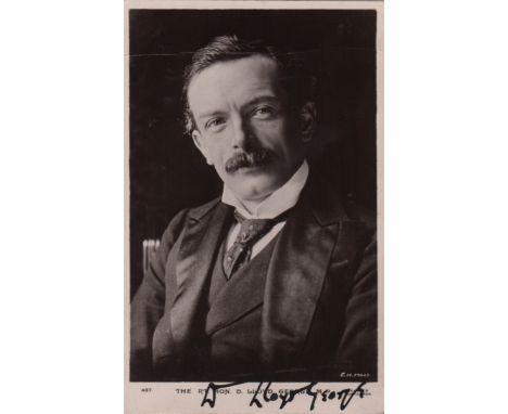  LLOYD GEORGE DAVID: (1863-1945) British Prime Minister 1916-22. Vintage signed postcard photograph, the image depicting Lloy
