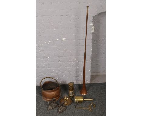 A collection of metalwares to include brass miners lamp, coal bucket, chamber candlesticks, copper hunting horn etc.  