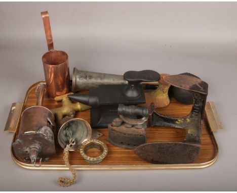 A tray of mixed metalwares including a Victorian spit jack, shoe lasts and a vintage car horn.  