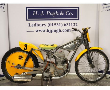 Jawa 895 twin cam grass track bike. 500cc. Engine No. K895C 455Not ridden since June 2023, will require recommissioning. Engi