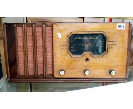 A rare westing house radio Model 621