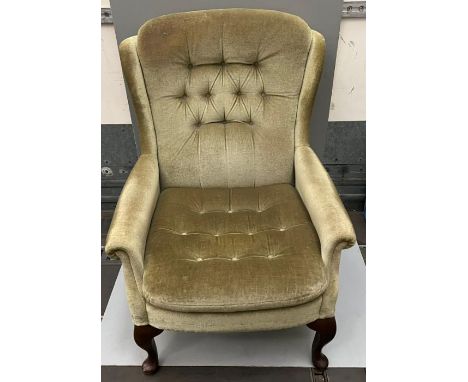 Button back lounge chairs
