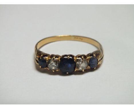 AN 18CT SAPPHIRE AND DIAMOND RING, approx weight 3.8g, ring size U