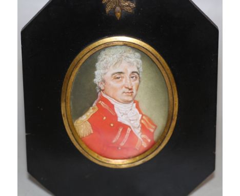 (XIX-XX). Oval portrait miniature of a gentleman in military dress and white stock, unsigned, framed and glazed, frame with a