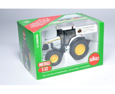 Siku based Code 3 John Deere Tractor, excellent and secure in very good to excellent box. 