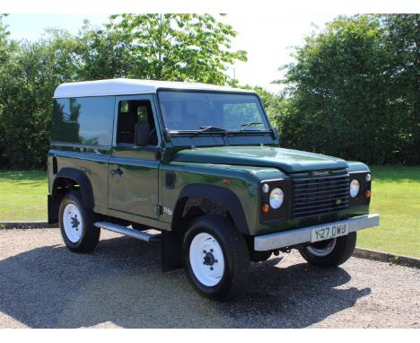 2001 Land Rover Defender 90 TD5 One owner from newMake: Land RoverModel: Defender 90 TD5Year: 2001Mileage: 32636VIN: SALLDVA8