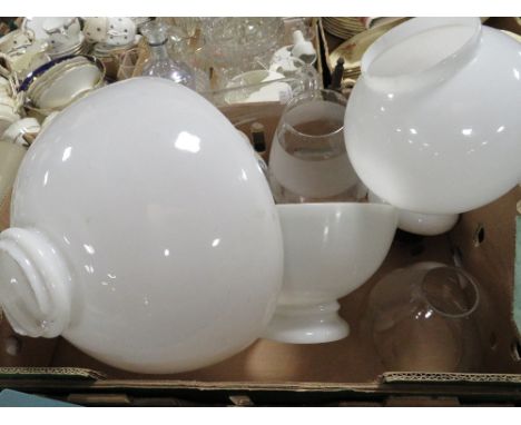 A TRAY OF ASSORTED OIL LAMP SHADES A/F 