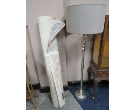 A MODERN SILVER STANDARD LAMP WITH SHADE TOGETHER WITH A MODERN TURKISH WOOLLEN RUG 160 X 230 CM