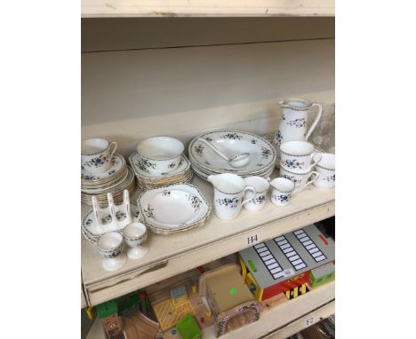 Shelley Chelsea dinner ware approx. 43 pieces 