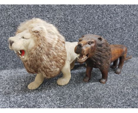 Vintage Underhill souvenir Felt covered lion together with hand carved wooden lion ornament