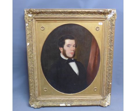 Late 19t/early 20th Century British School, a portrait study of a gentleman, oil on canvas,unsigned, gilt frame with oval inn