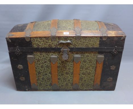 An early 20th Century iron bound oak dome top trunk. H-56cm, W-87cm, D-46cm 